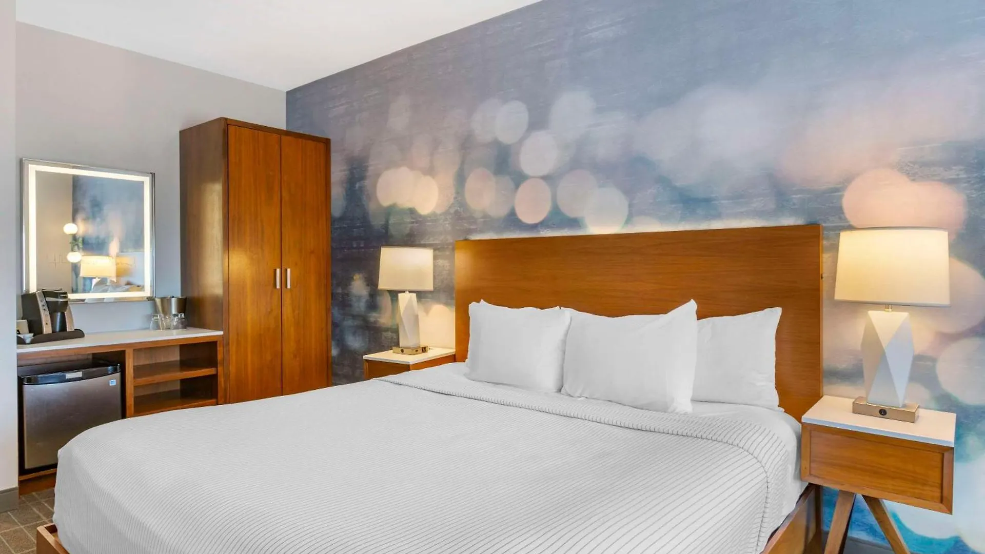 Cambria Hotel Lax El Segundo 4*,